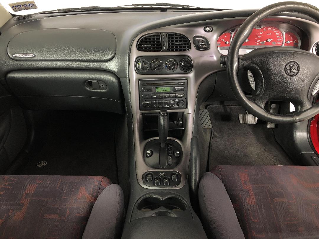 Photo '17' of Holden Commodore Photo '17' of Holden Commodore