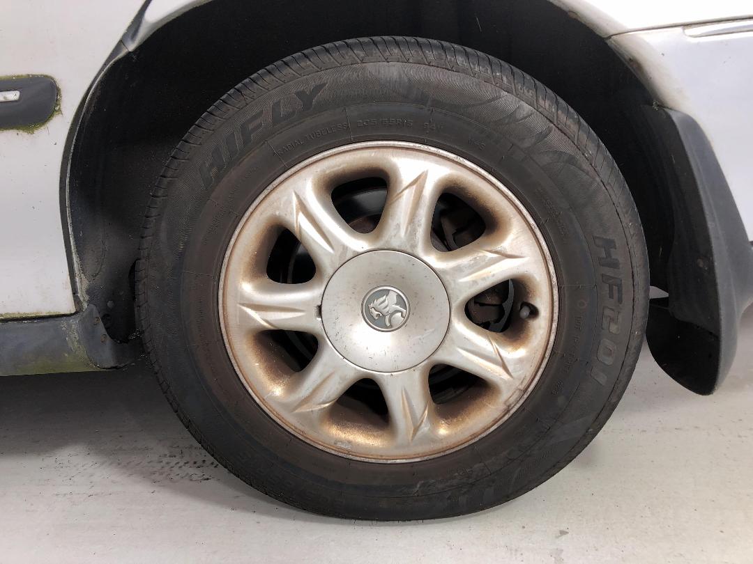 Photo '11' of Holden Commodore VT Olympic