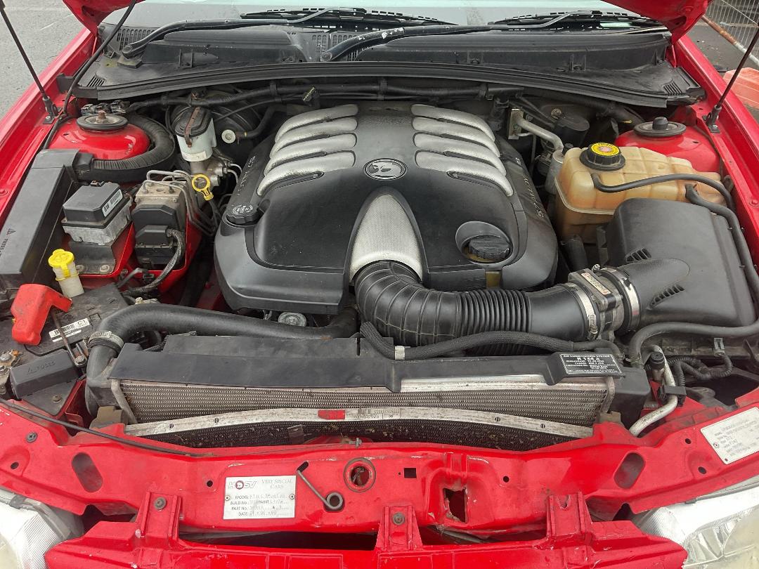 Photo '6' of Holden Commodore R8 VT HSV CLUBSPOR