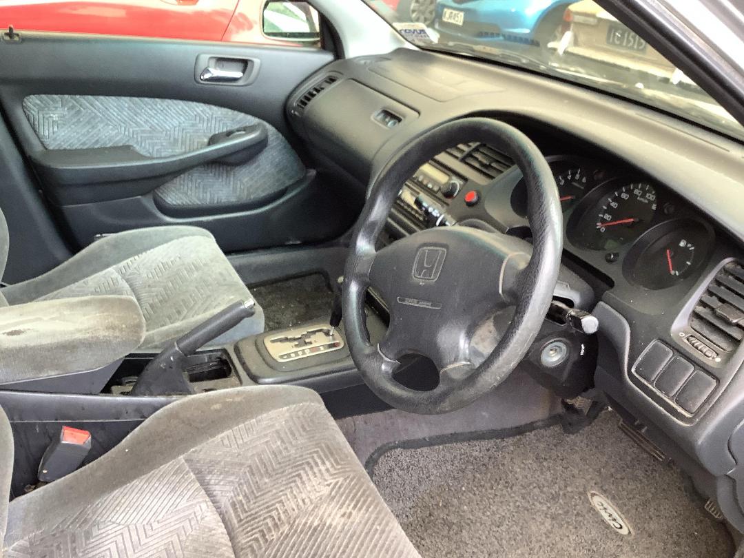 Photo '17' of Honda Accord