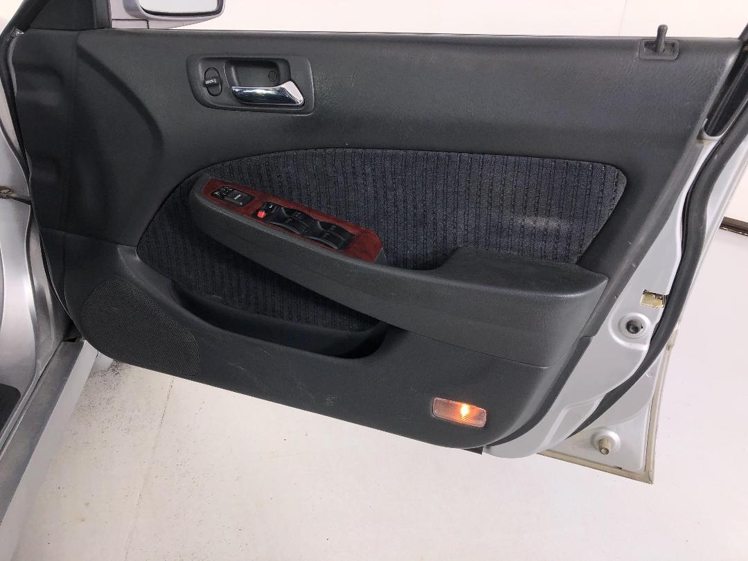 Photo '15' of Honda Accord Photo '15' of Honda Accord