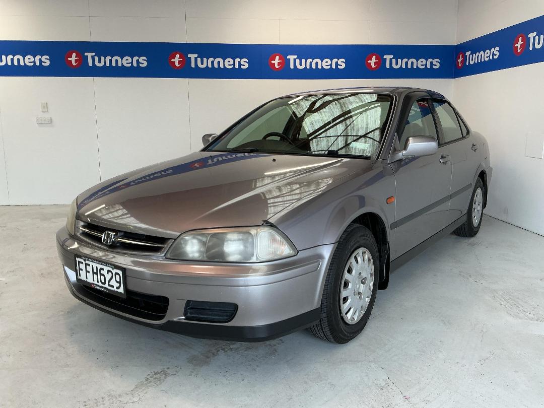 Photo '4' of Honda Torneo