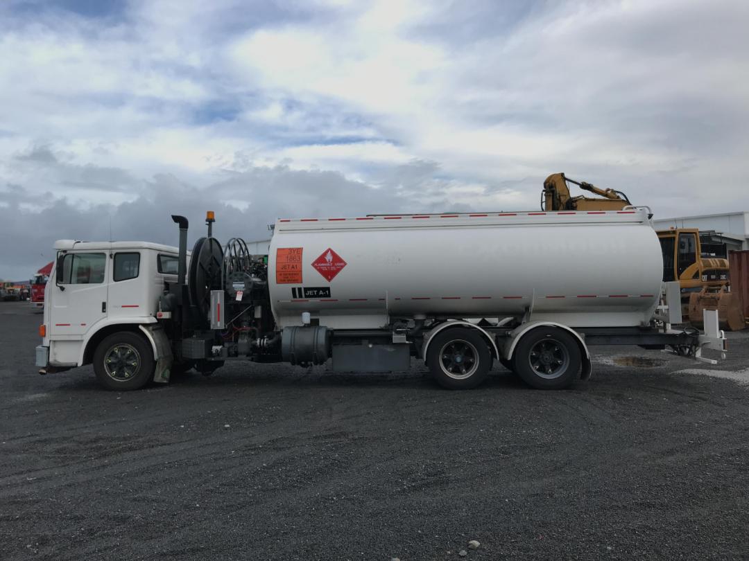 Photo '8' of International ACCO T Tanker Photo '8' of International ACCO T Tanker