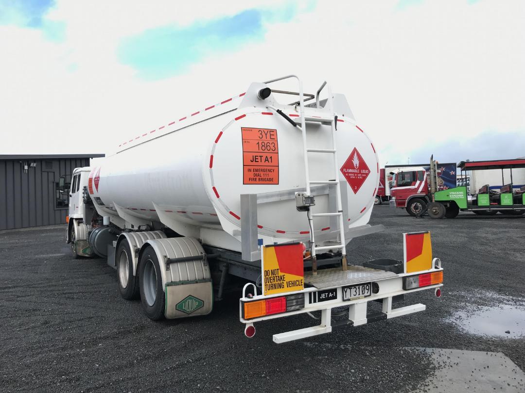 Photo '7' of International ACCO T Tanker Photo '7' of International ACCO T Tanker
