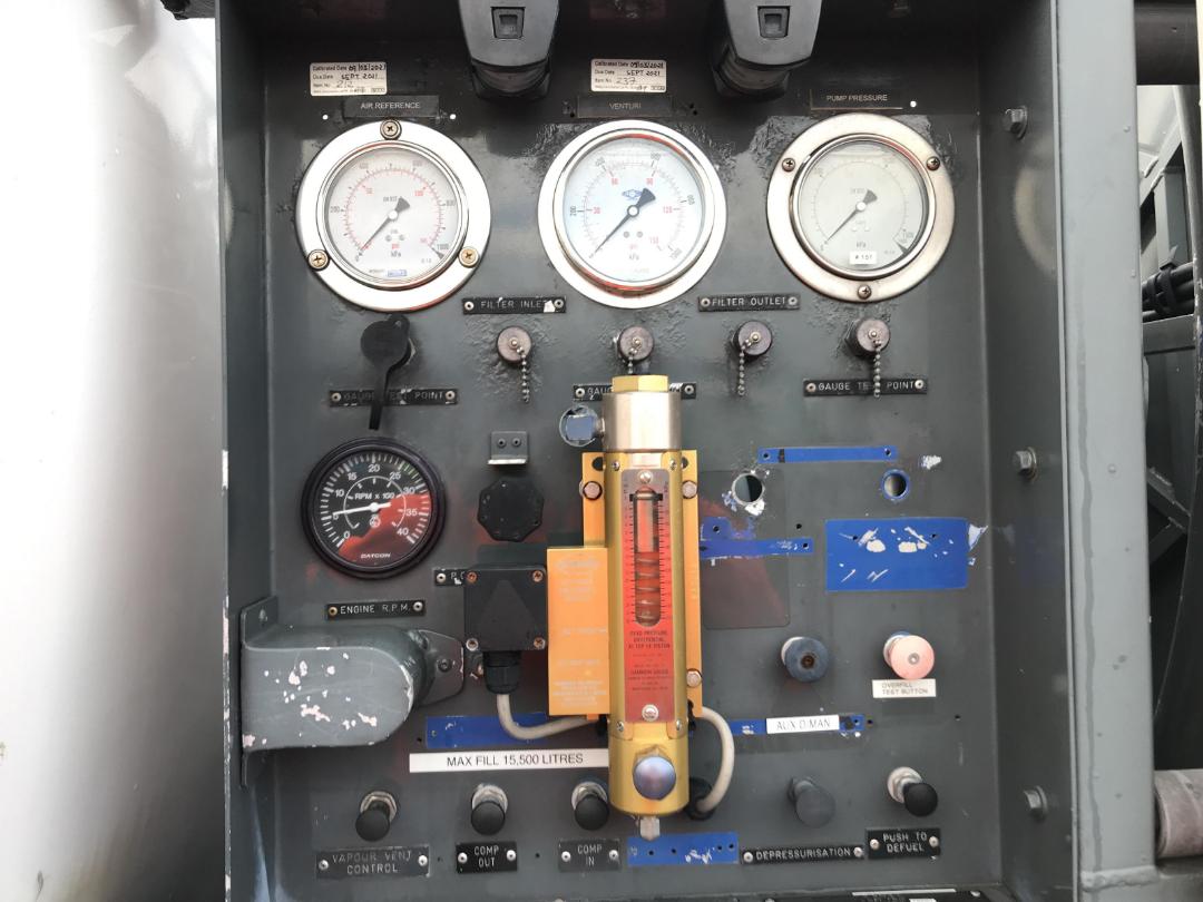 Photo '27' of International ACCO T Tanker Photo '27' of International ACCO T Tanker