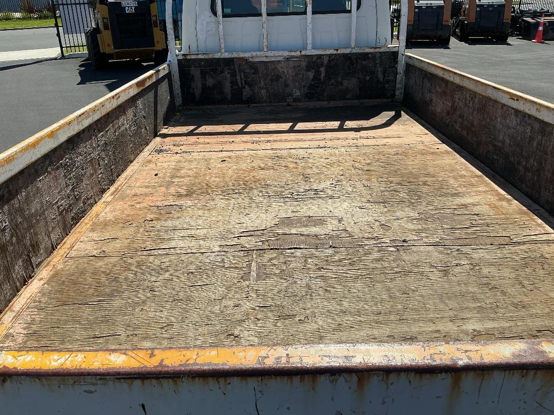 Photo '18' of Isuzu ELF NKR66 Double Cab - Flat Deck Photo '18' of Isuzu ELF NKR66 Double Cab - Flat Deck