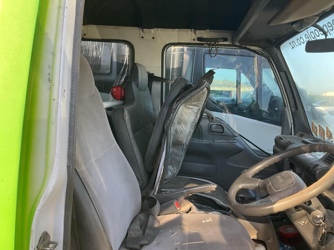 Photo '11' of Isuzu Elf NKS66G Double Cab