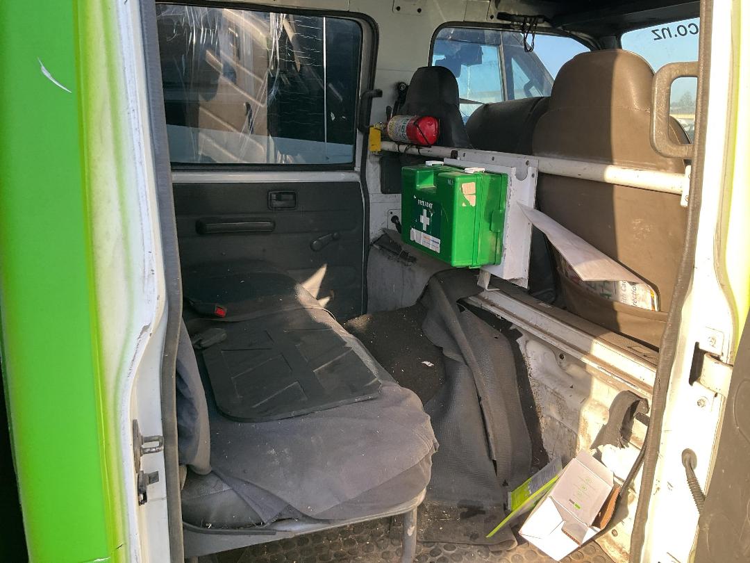 Photo '12' of Isuzu Elf NKS66G Double Cab