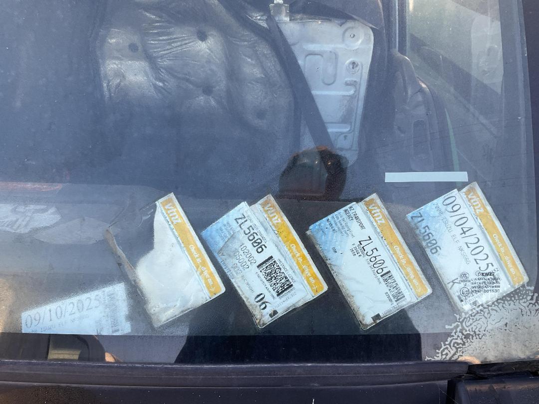 Photo '20' of Isuzu Elf NKS66G Double Cab