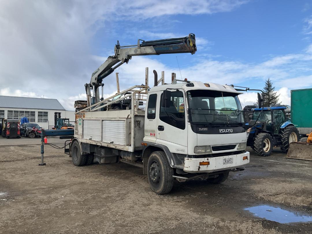 Photo '3' of Isuzu F Series FVR800T Cab Chassis/Crane