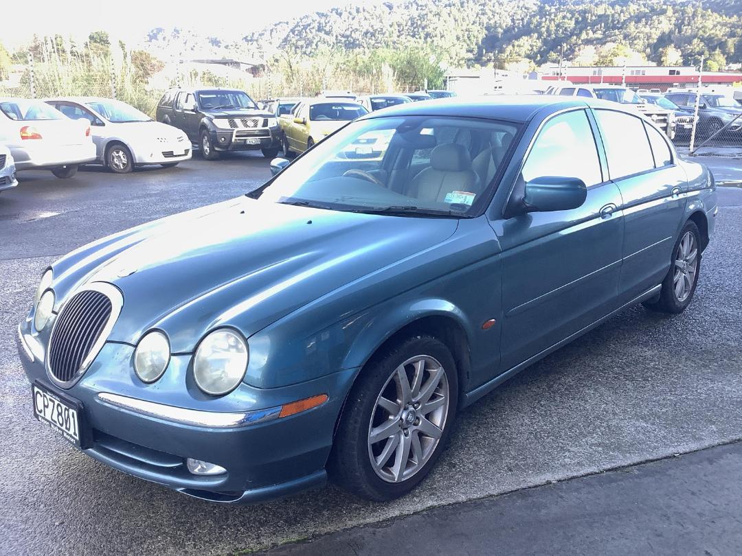 Photo '3' of Jaguar S-Type Photo '3' of Jaguar S-Type