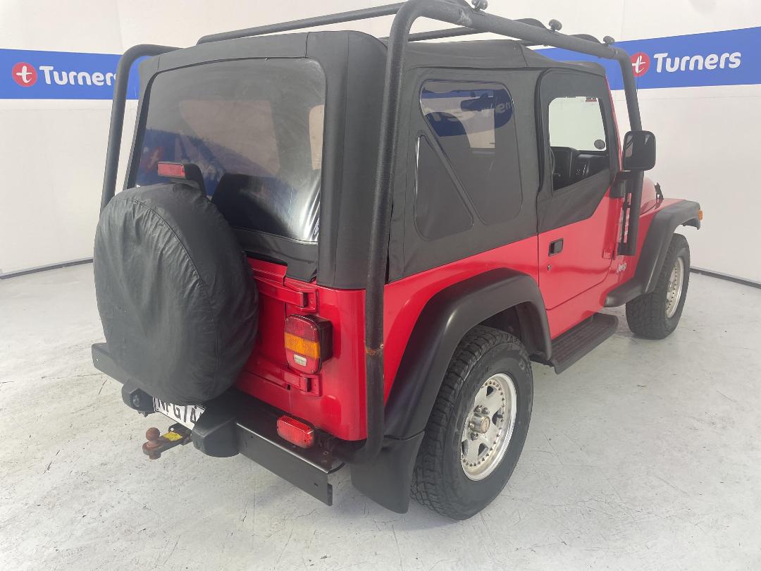 Photo '7' of Jeep Wrangler Photo '7' of Jeep Wrangler