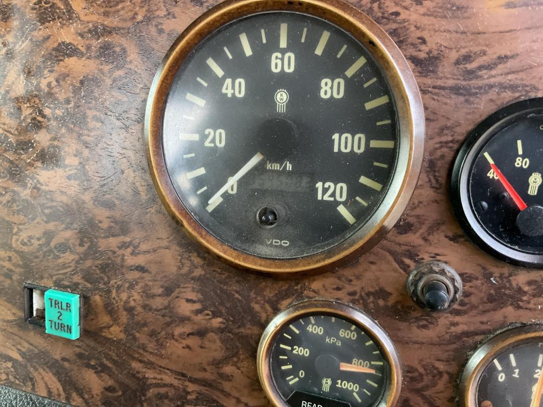 Photo '14' of Kenworth T401 Tractor Unit