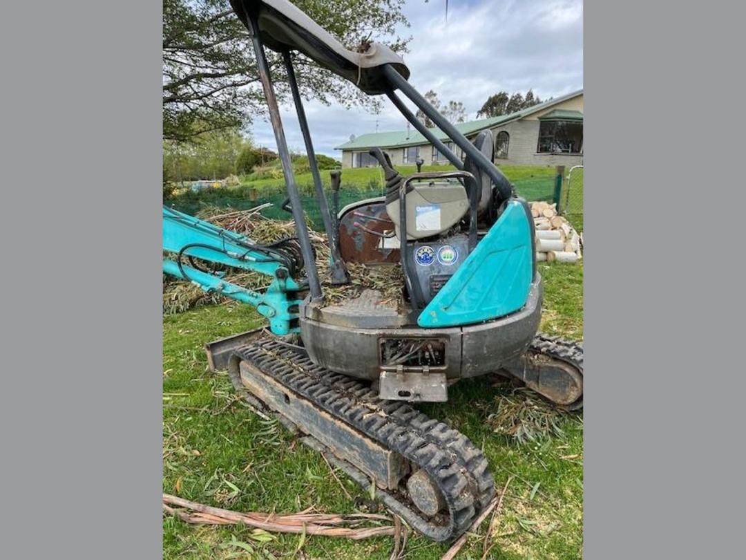 Photo '14' of Kobelco SR25 Excavator