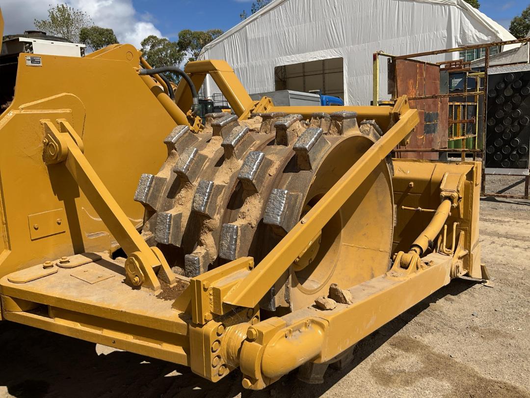 Photo '33' of Komatsu WF450 Roller Photo '33' of Komatsu WF450 Roller