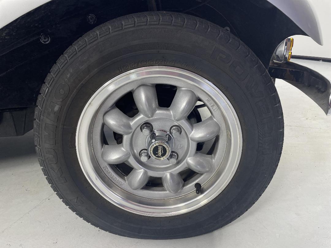 Photo '9' of Lvvta T-CAR Photo '9' of Lvvta T-CAR