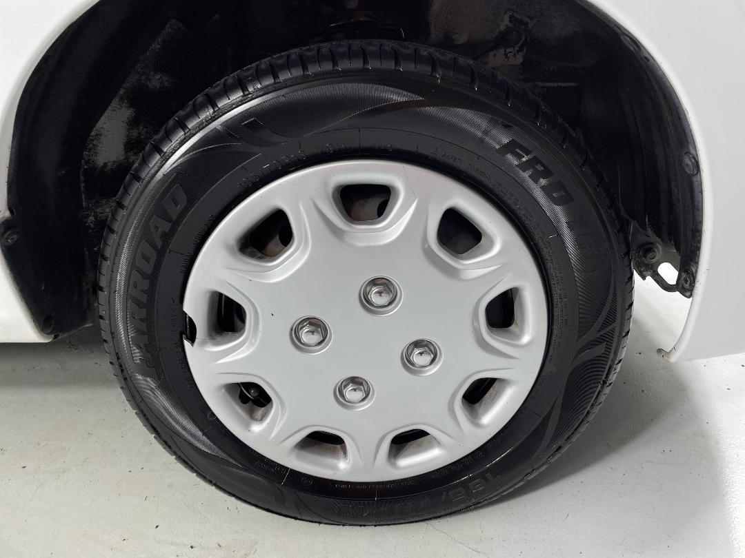 Photo '9' of Mazda Demio Photo '9' of Mazda Demio