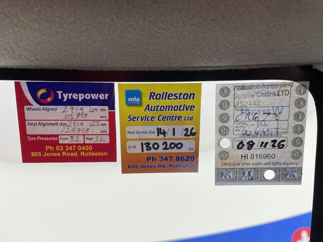 Photo '23' of Mazda Demio Photo '23' of Mazda Demio