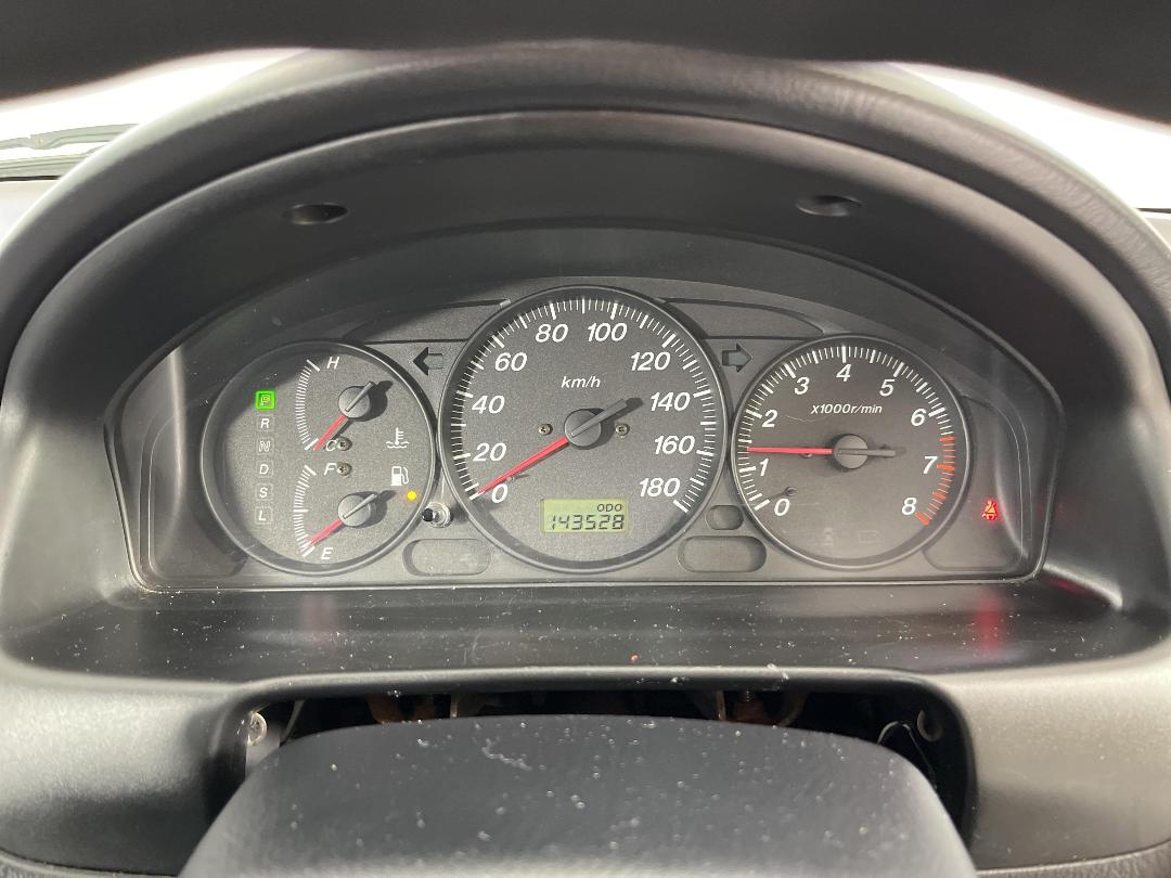 Photo '21' of Mazda Familia Photo '21' of Mazda Familia