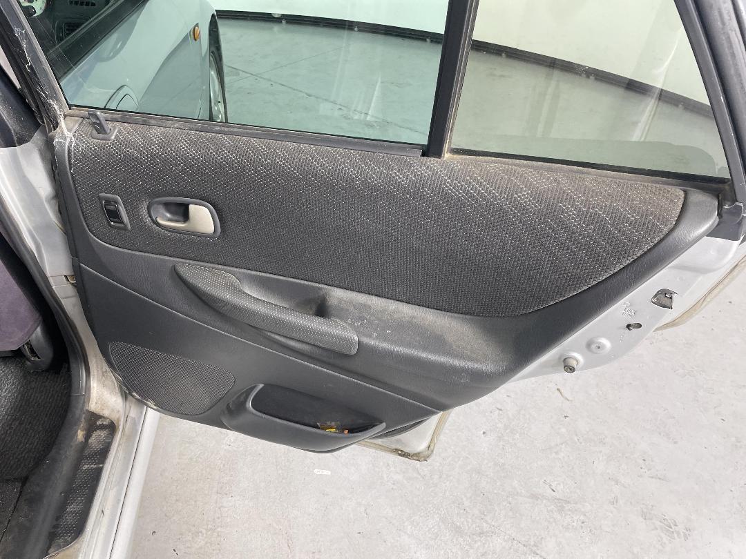 Photo '19' of Mazda Familia