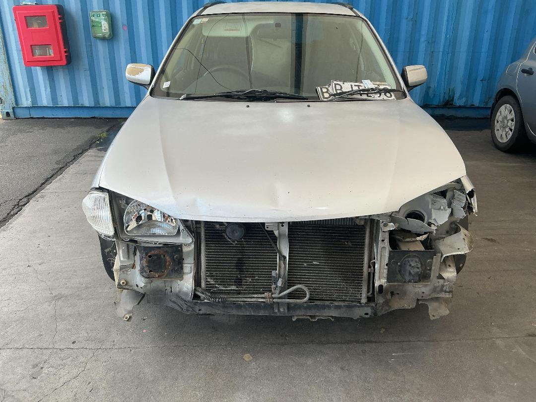 Photo '6' of Mazda Familia