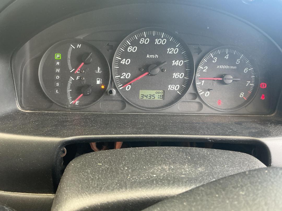 Photo '25' of Mazda Familia