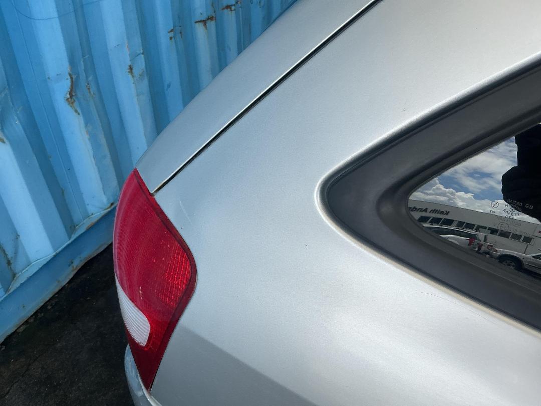 Photo '31' of Mazda Familia