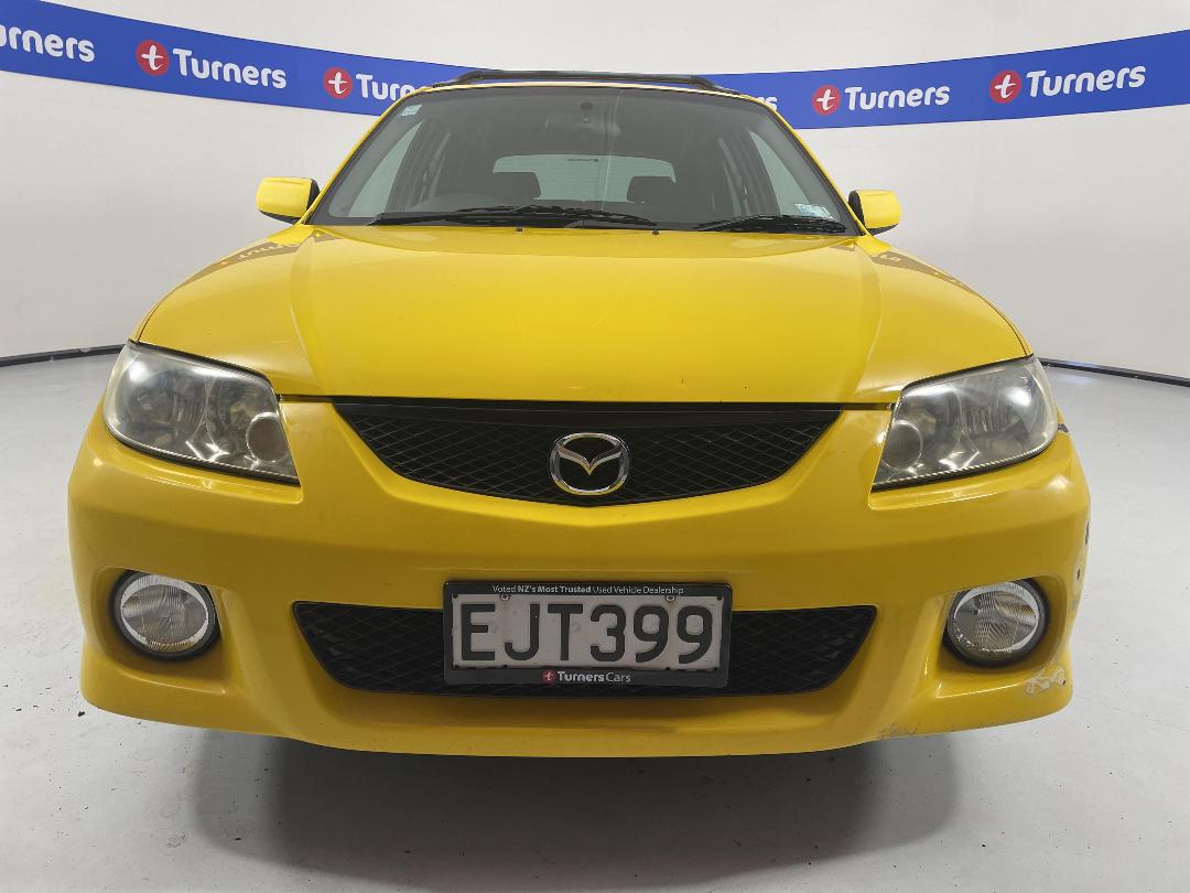 Photo '2' of Mazda Familia