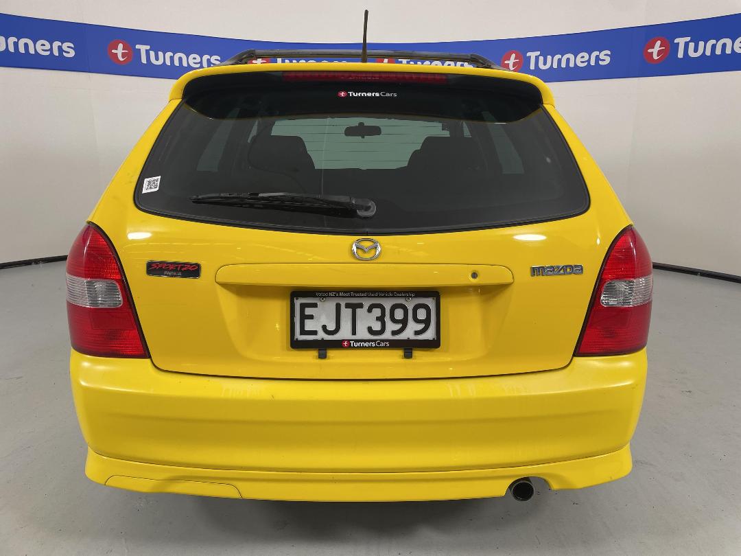 Photo '6' of Mazda Familia