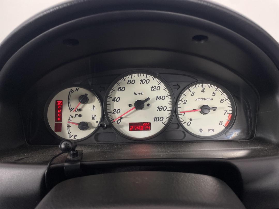 Photo '21' of Mazda Familia