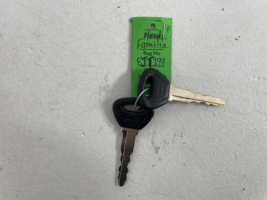 Photo '22' of Mazda Familia