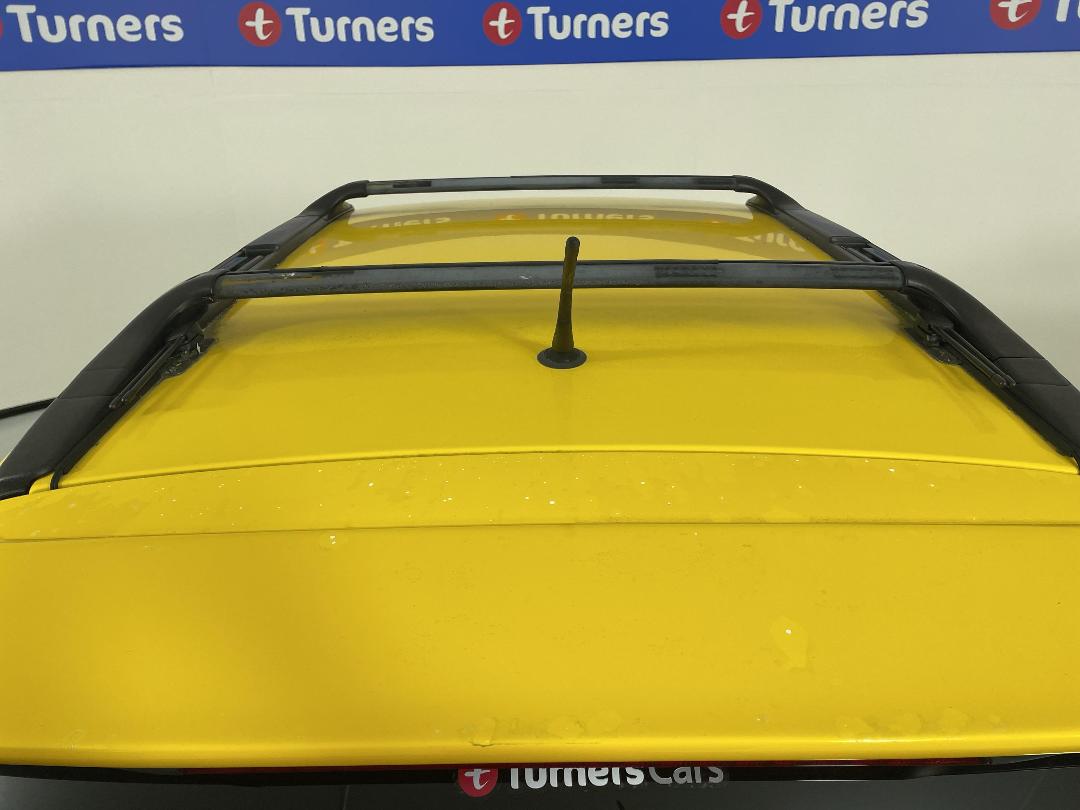 Photo '27' of Mazda Familia