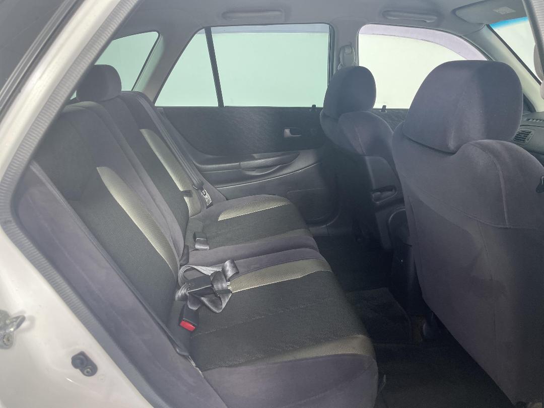 Photo '20' of Mazda Familia