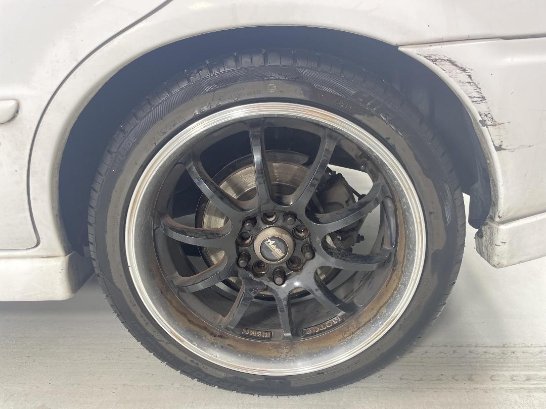 Photo '11' of Mazda Familia