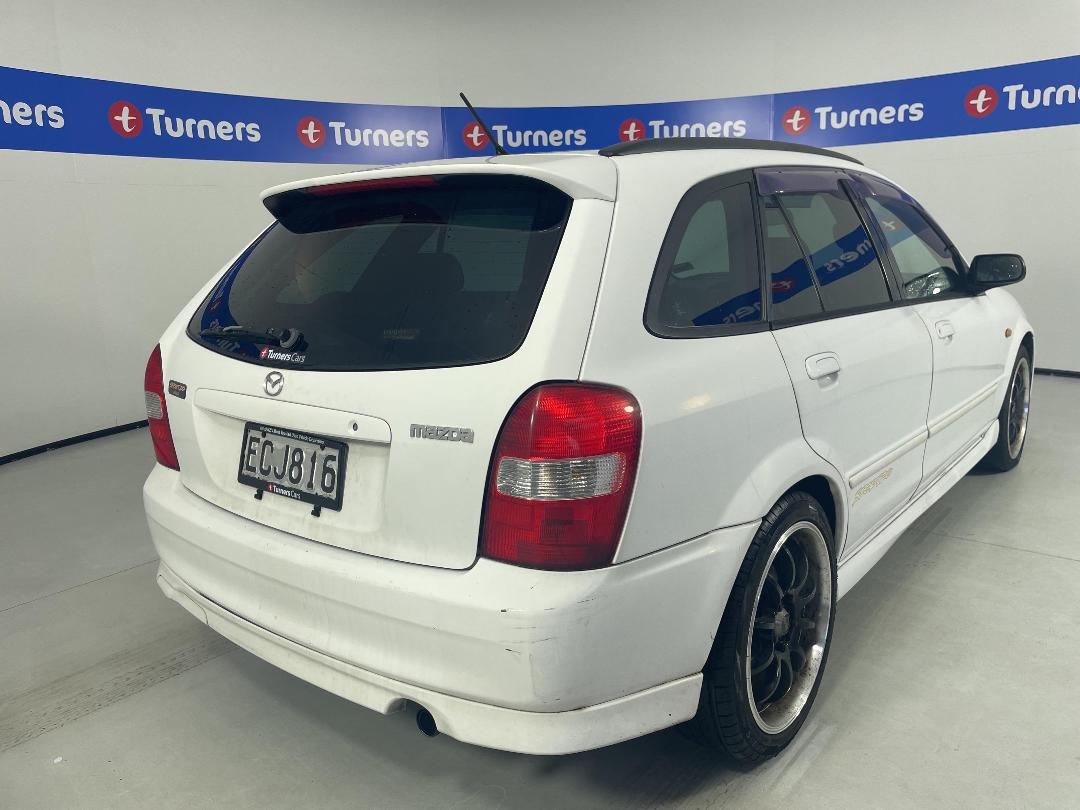 Photo '7' of Mazda Familia