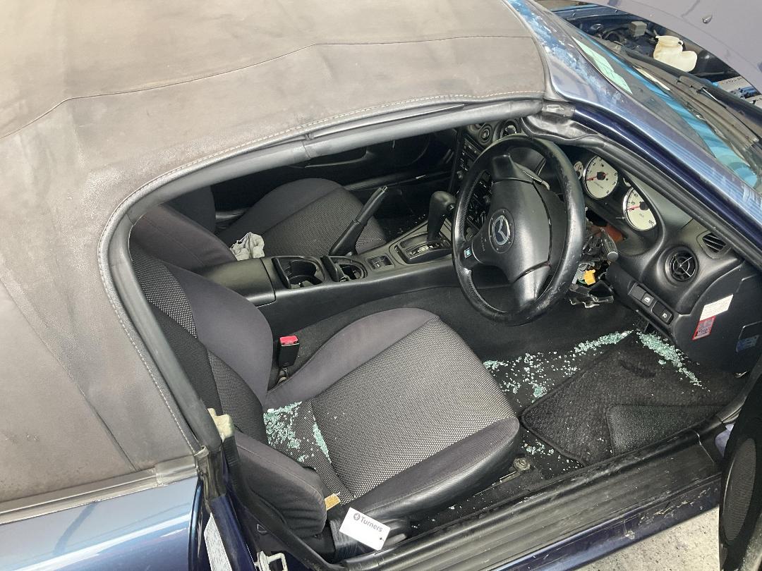 Photo '19' of Mazda Roadster Photo '19' of Mazda Roadster