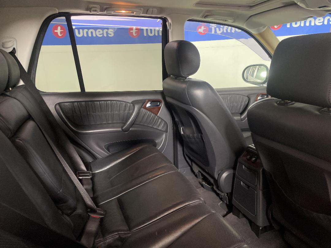 Photo '18' of Mercedes-Benz ML320 Photo '18' of Mercedes-Benz ML320