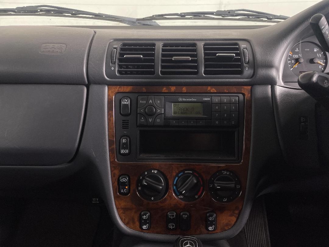 Photo '16' of Mercedes-Benz ML320 Photo '16' of Mercedes-Benz ML320