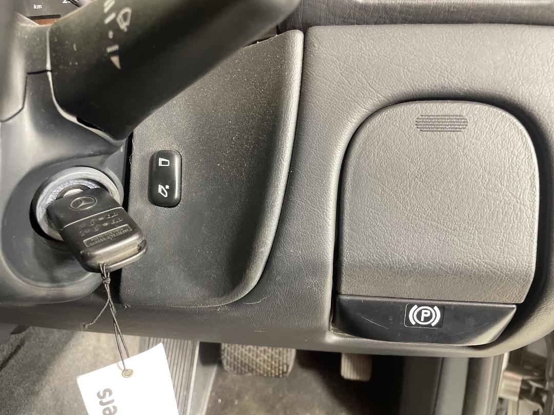 Photo '23' of Mercedes-Benz ML320 Photo '23' of Mercedes-Benz ML320