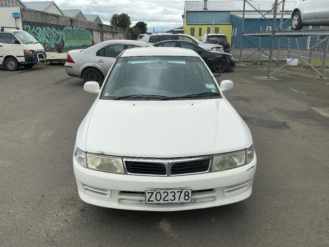 Photo '2' of Mitsubishi Lancer Glxi Photo '2' of Mitsubishi Lancer Glxi