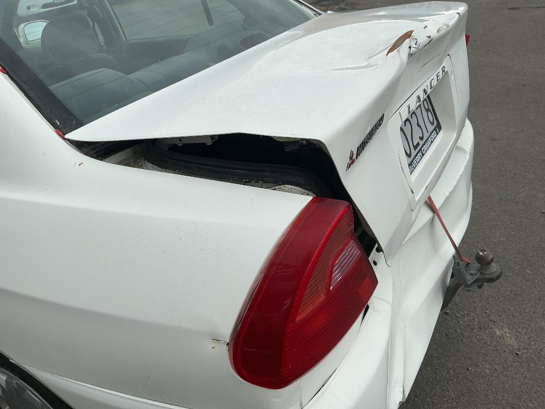 Photo '9' of Mitsubishi Lancer Glxi Photo '9' of Mitsubishi Lancer Glxi