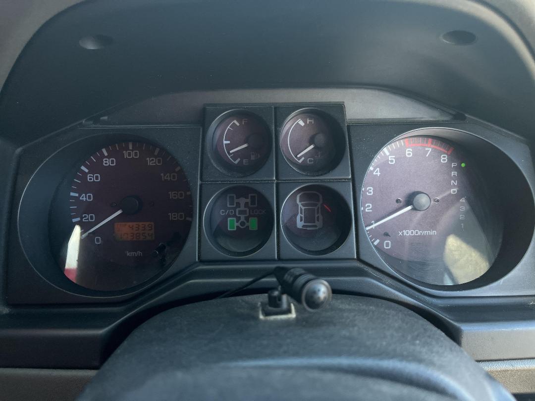 Photo '19' of Mitsubishi Pajero Photo '19' of Mitsubishi Pajero