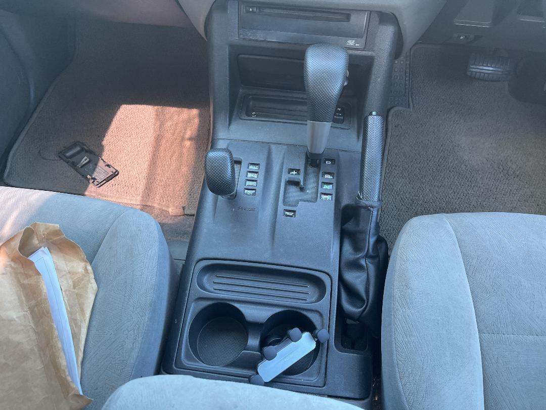 Photo '16' of Mitsubishi Pajero Photo '16' of Mitsubishi Pajero