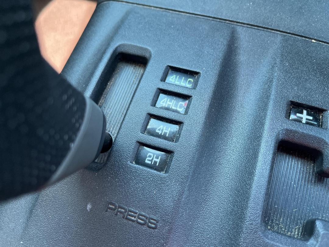 Photo '29' of Mitsubishi Pajero Photo '29' of Mitsubishi Pajero