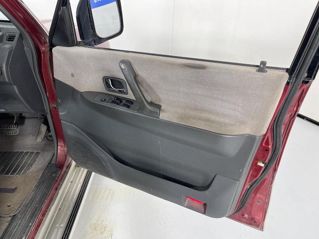 Photo '15' of Mitsubishi Pajero