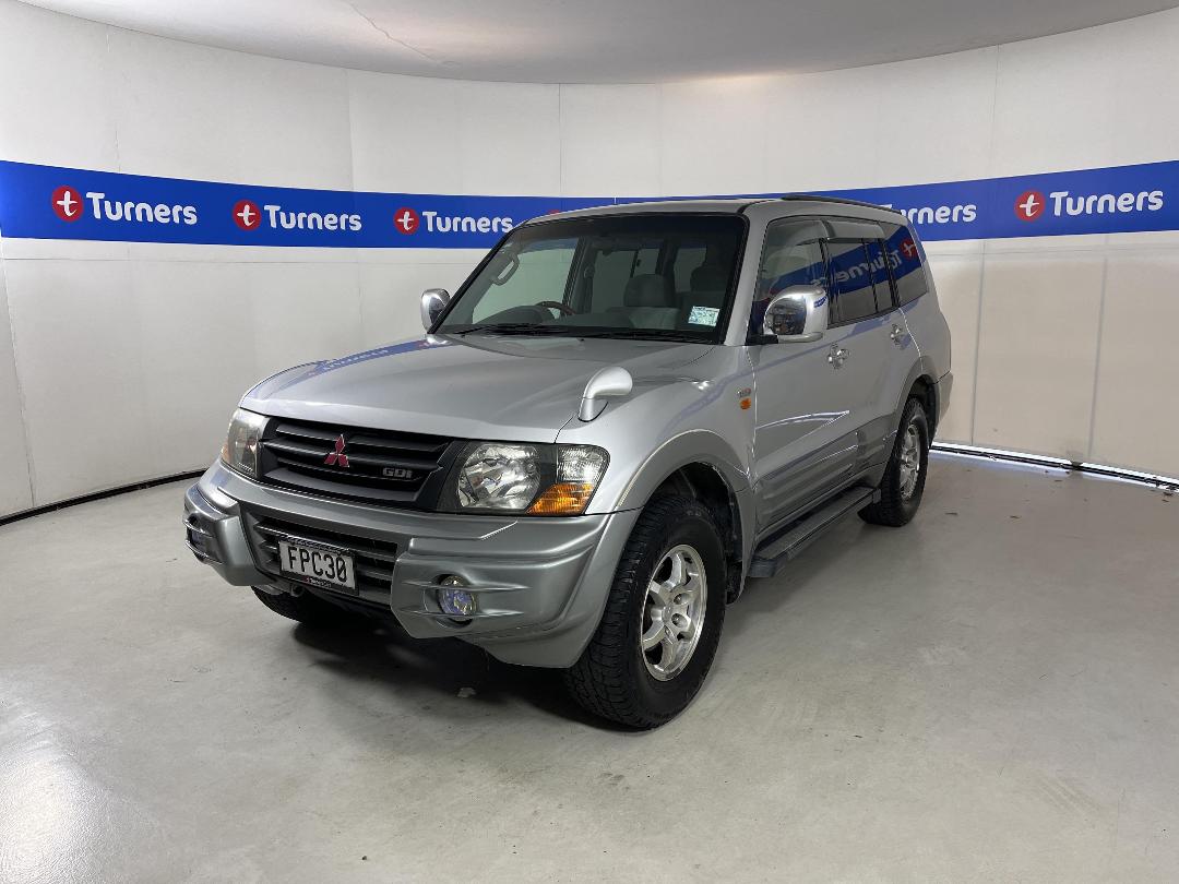 Photo '4' of Mitsubishi Pajero Photo '4' of Mitsubishi Pajero