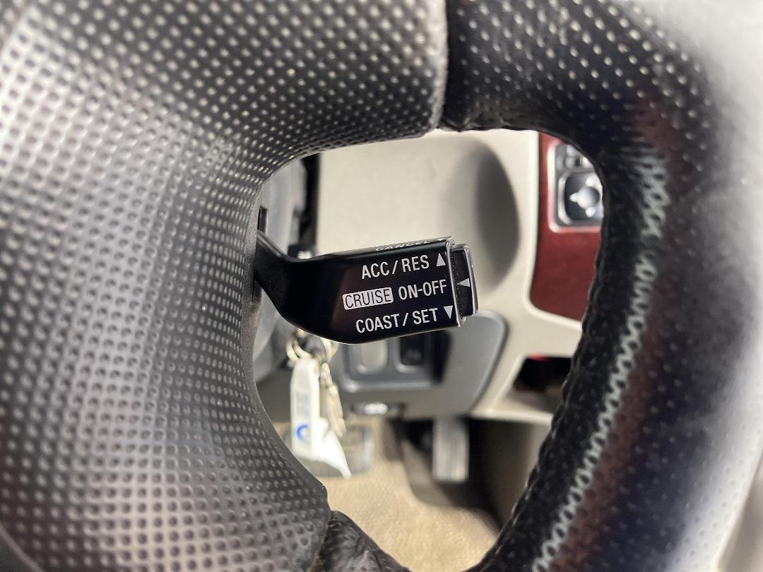 Photo '29' of Mitsubishi Pajero Photo '29' of Mitsubishi Pajero