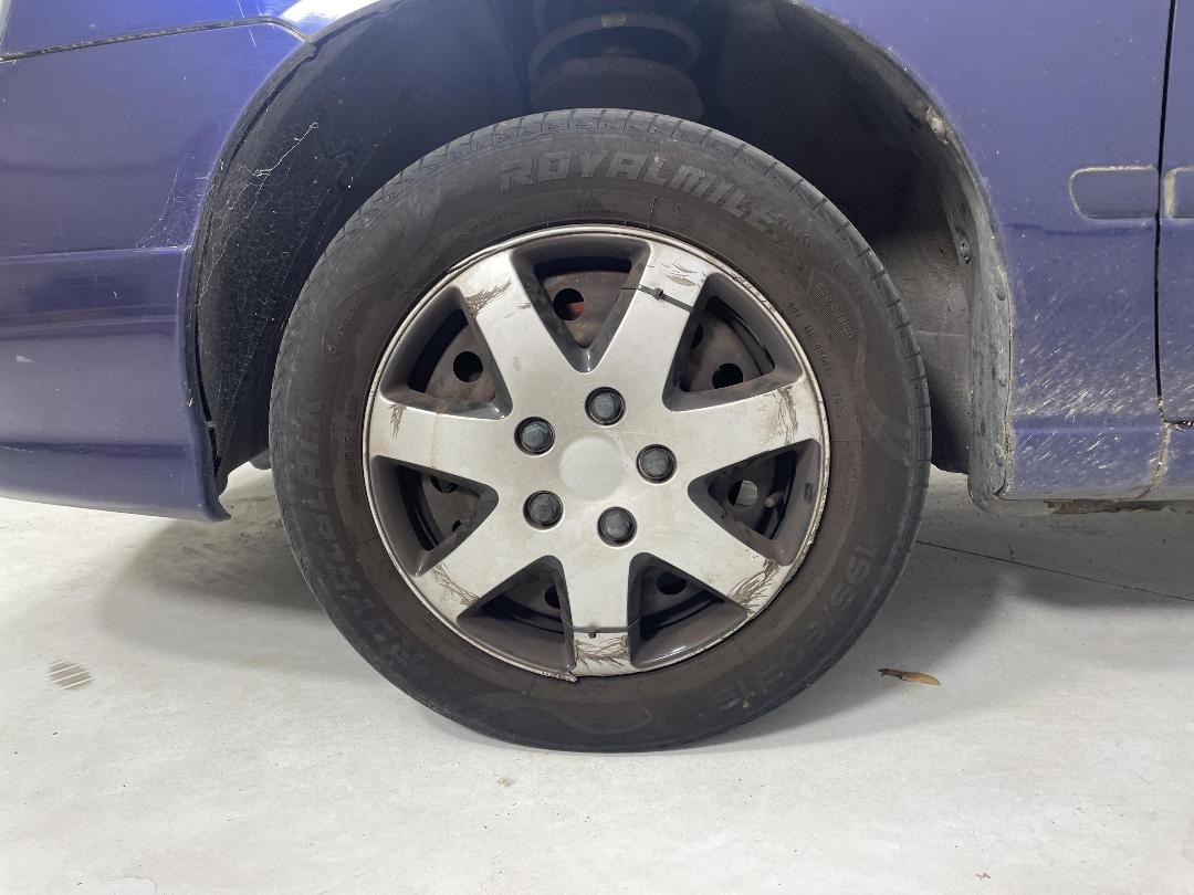 Photo '8' of Nissan Avenir Photo '8' of Nissan Avenir