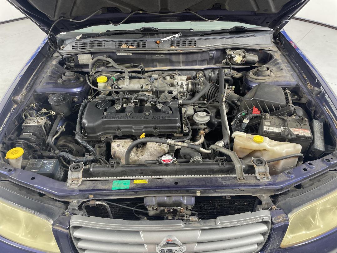 Photo '11' of Nissan Avenir Photo '11' of Nissan Avenir