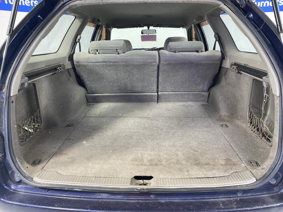 Photo '12' of Nissan Avenir Photo '12' of Nissan Avenir